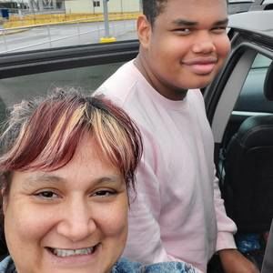 Meet your Posher, Carley